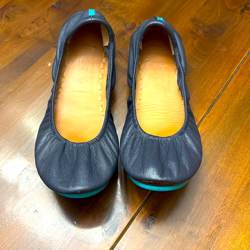 Tieks ballet flats in navy